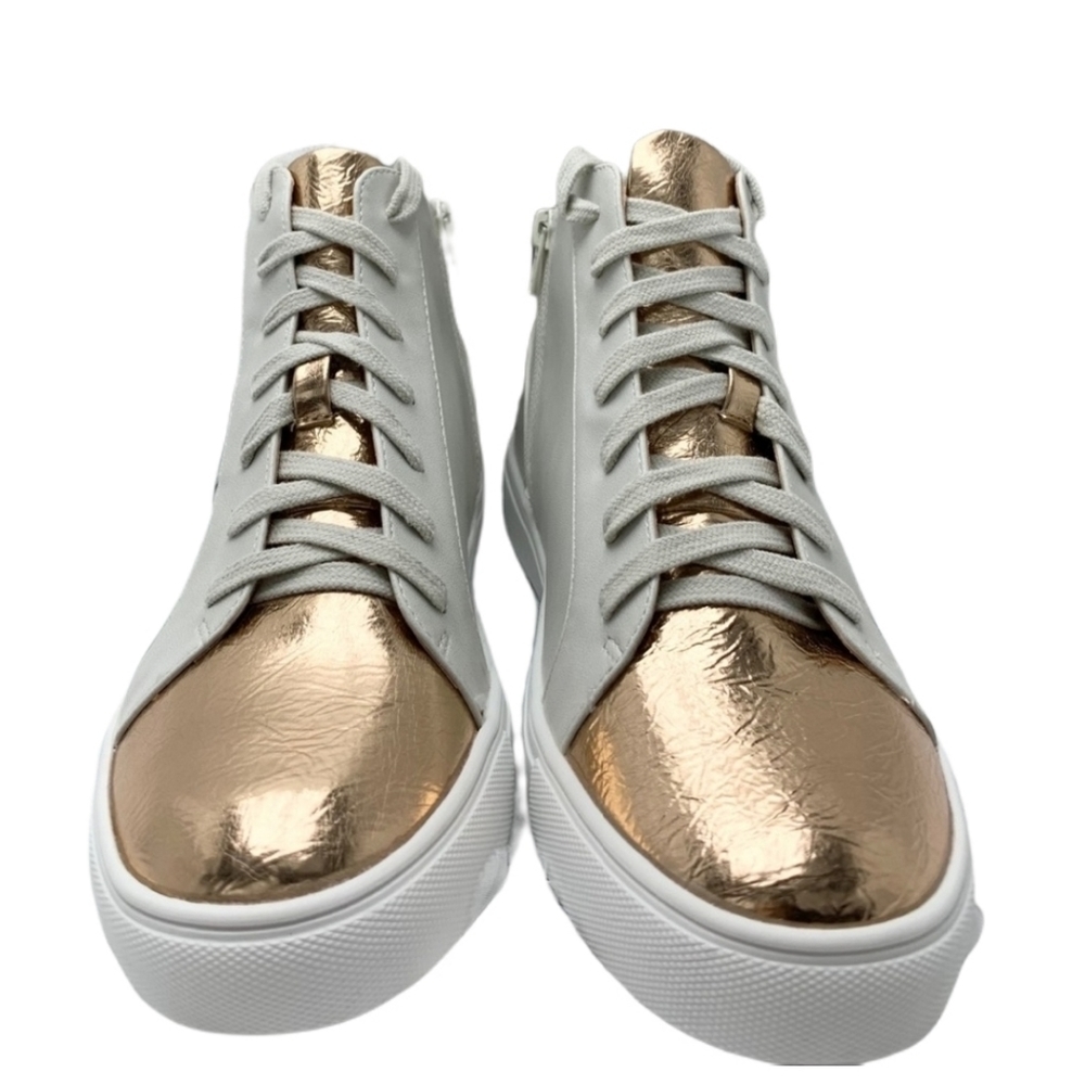 NWT! Dolce Vita Alvira Lace up sneakers - Picture 2 of 4